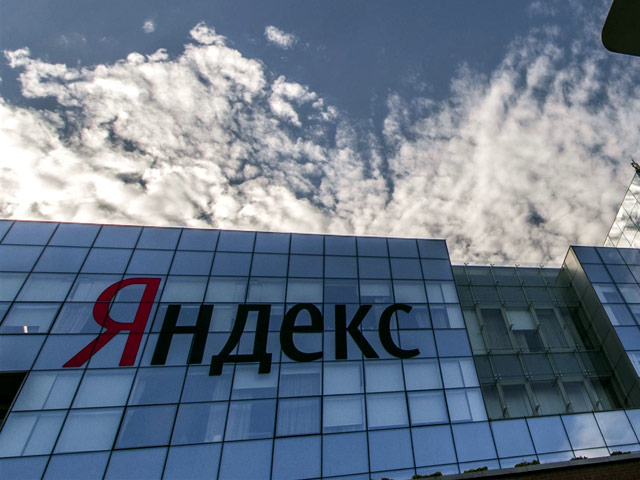 Как пояснил Луговой, его интерес к "Яндексу" вызван убеждением, что на поисковики должны распространяться те же права и обязанности, как и на средства массовой информации